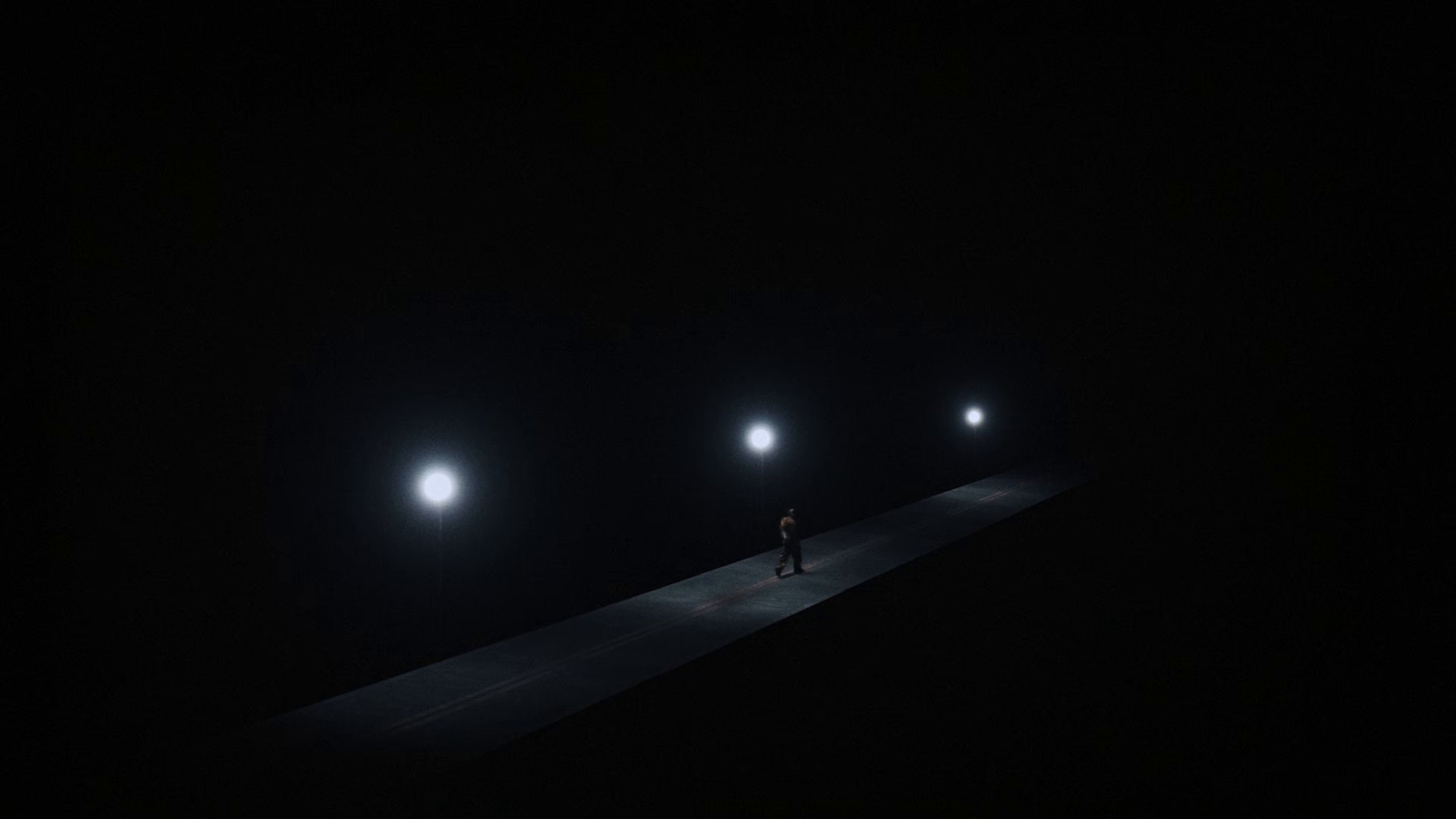 TENDU (2025) —  shot,  lighting