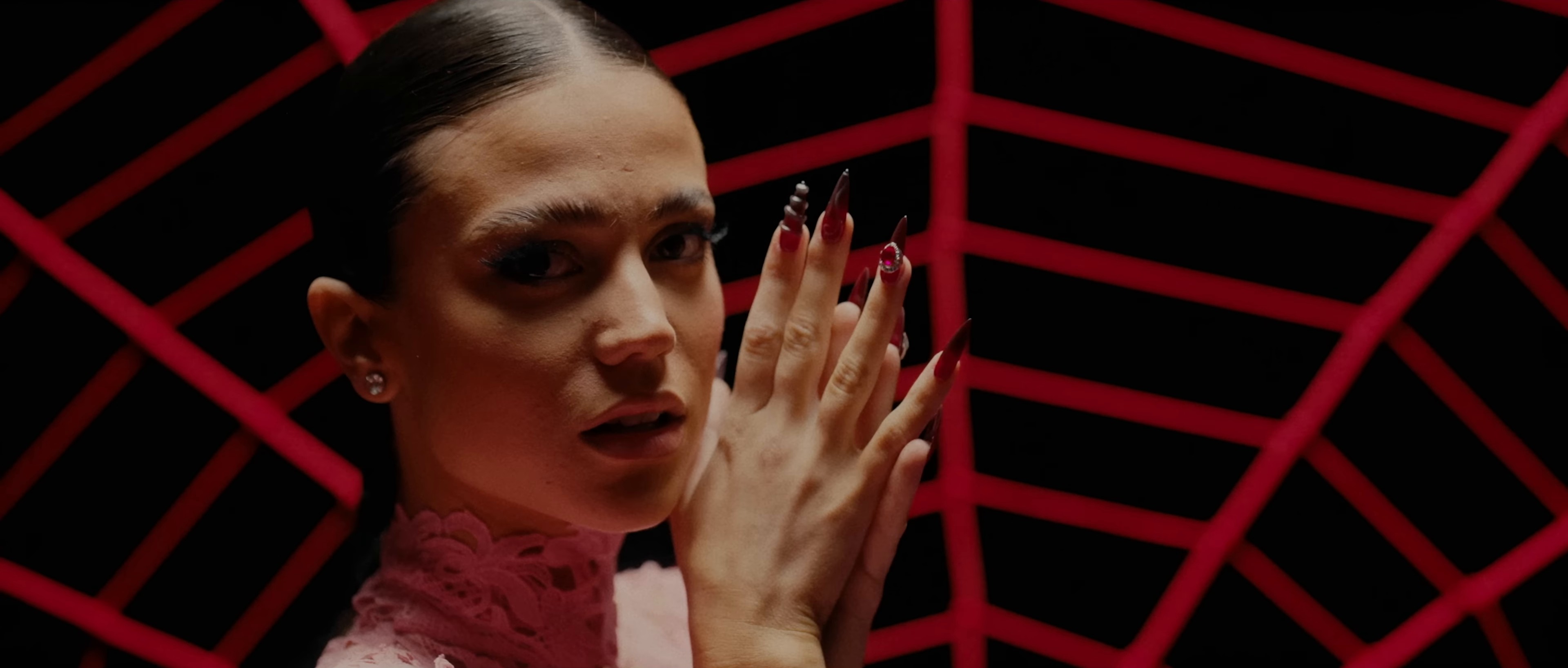 pulso (2024) —  shot,  lighting