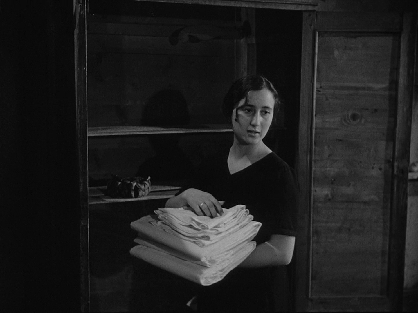 La Terra Trema (1956) —  shot,  lighting