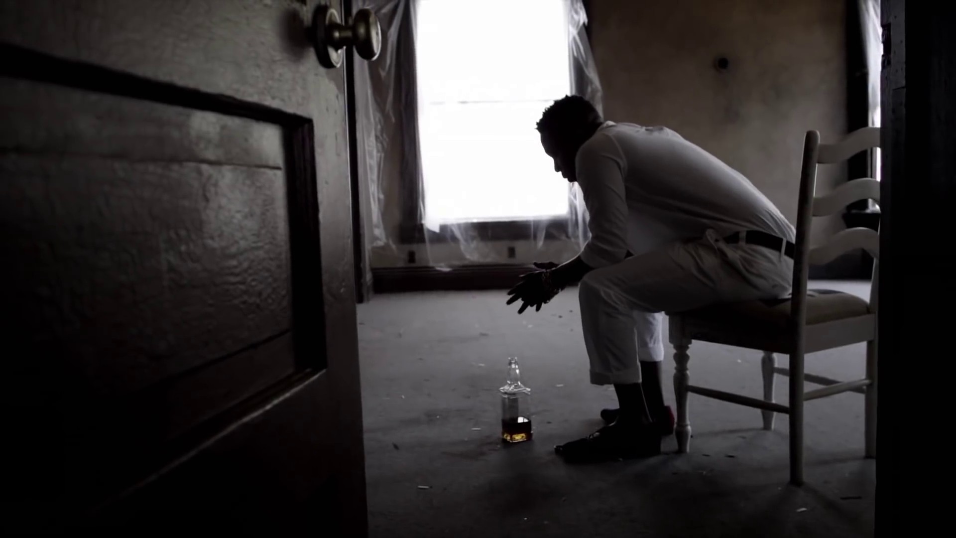 Swimming Pools (Drank) (2012) —  shot,  lighting