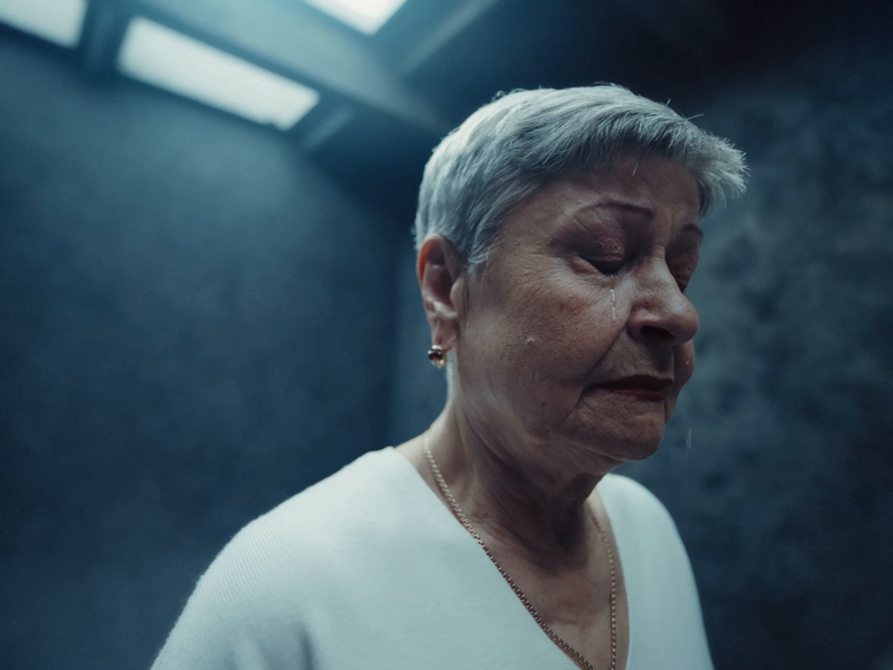 Vdykh Vydykh (2025) —  shot,  lighting