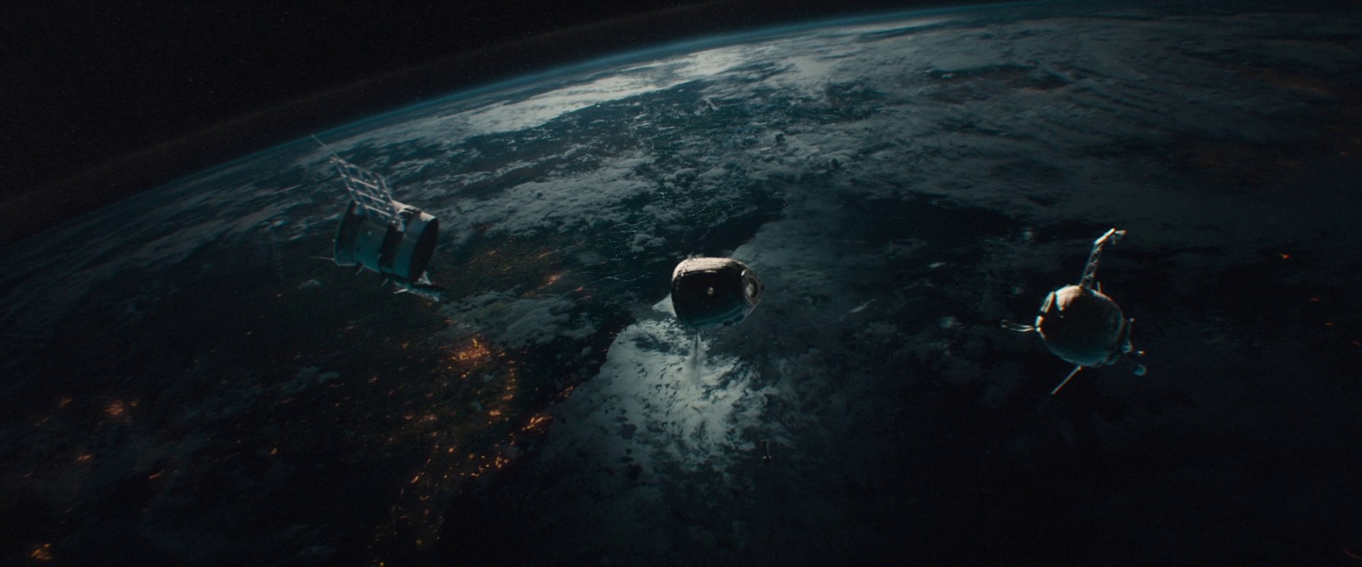 Sputnik (2020) —  shot,  lighting