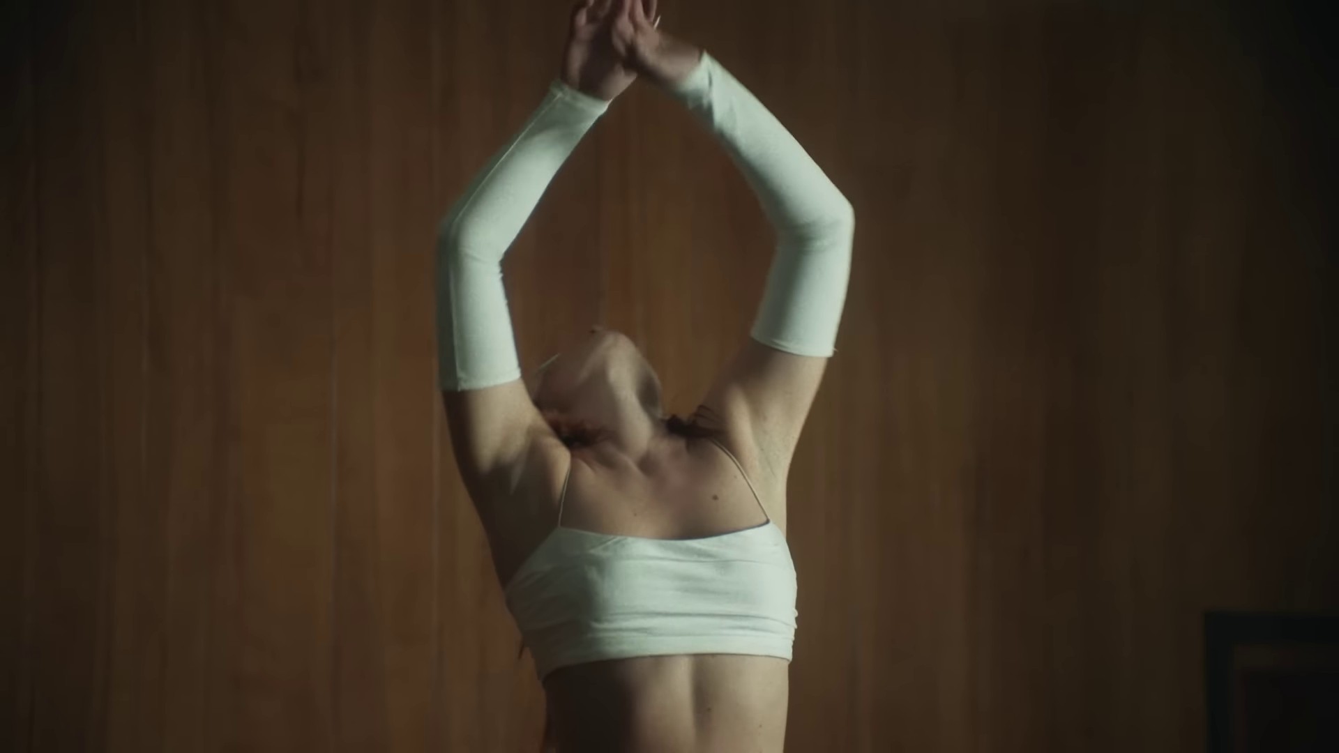 Afraid of nothing (2023) —  shot,  lighting