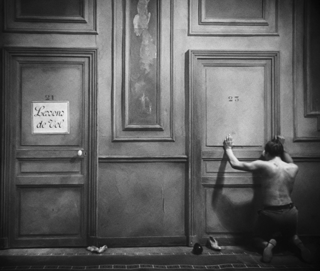 The Blood of a Poet (1932) —  shot,  lighting