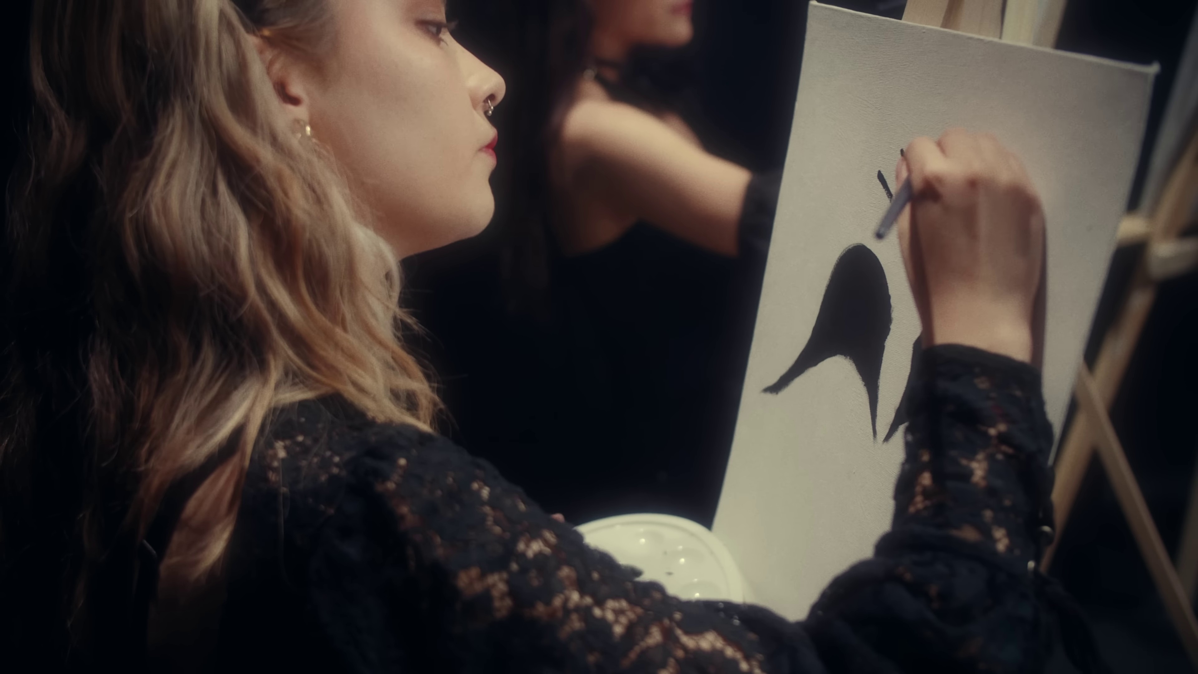 Mientes (2024) —  shot,  lighting