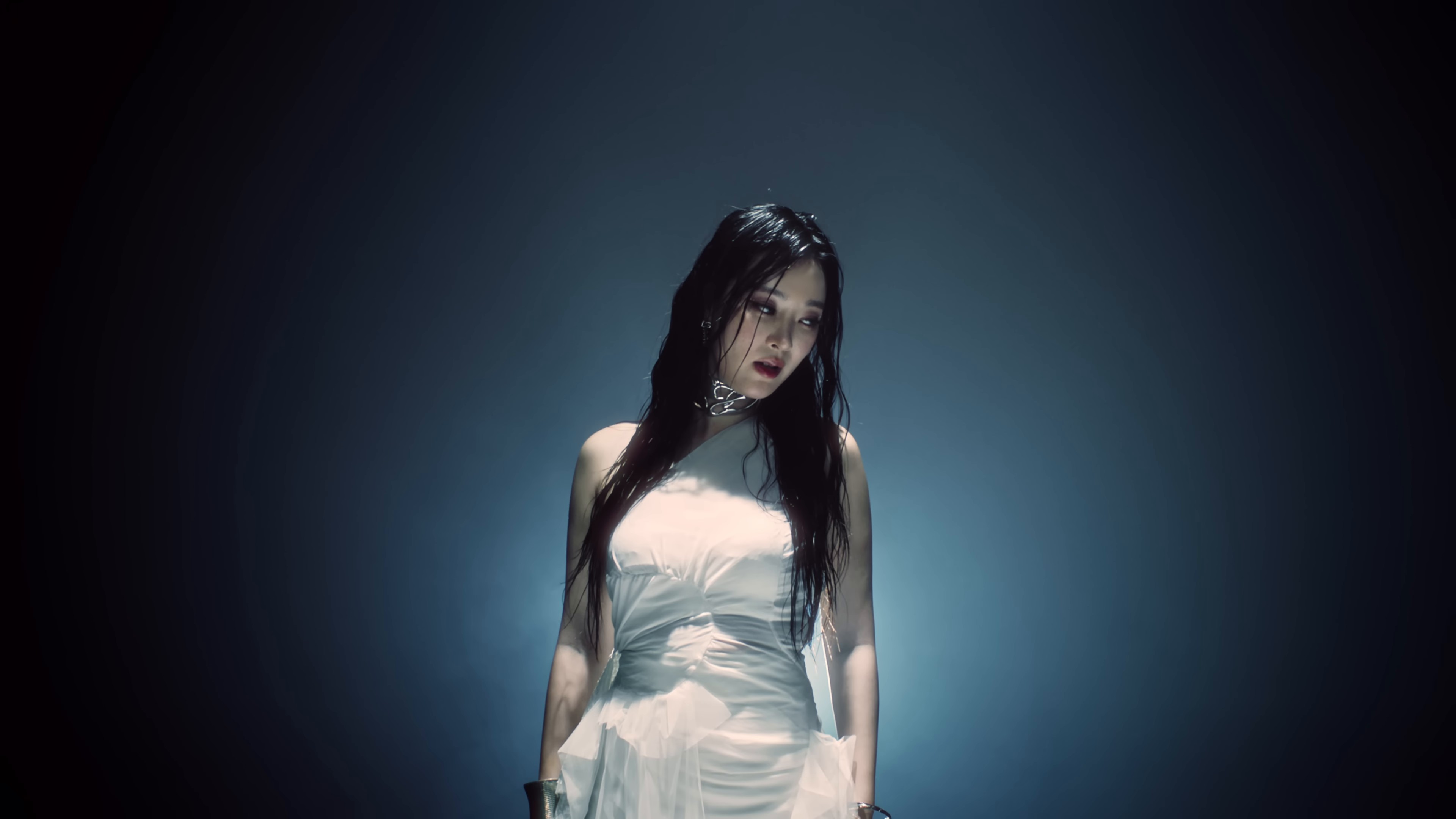 DOMINO (2024) —  shot,  lighting