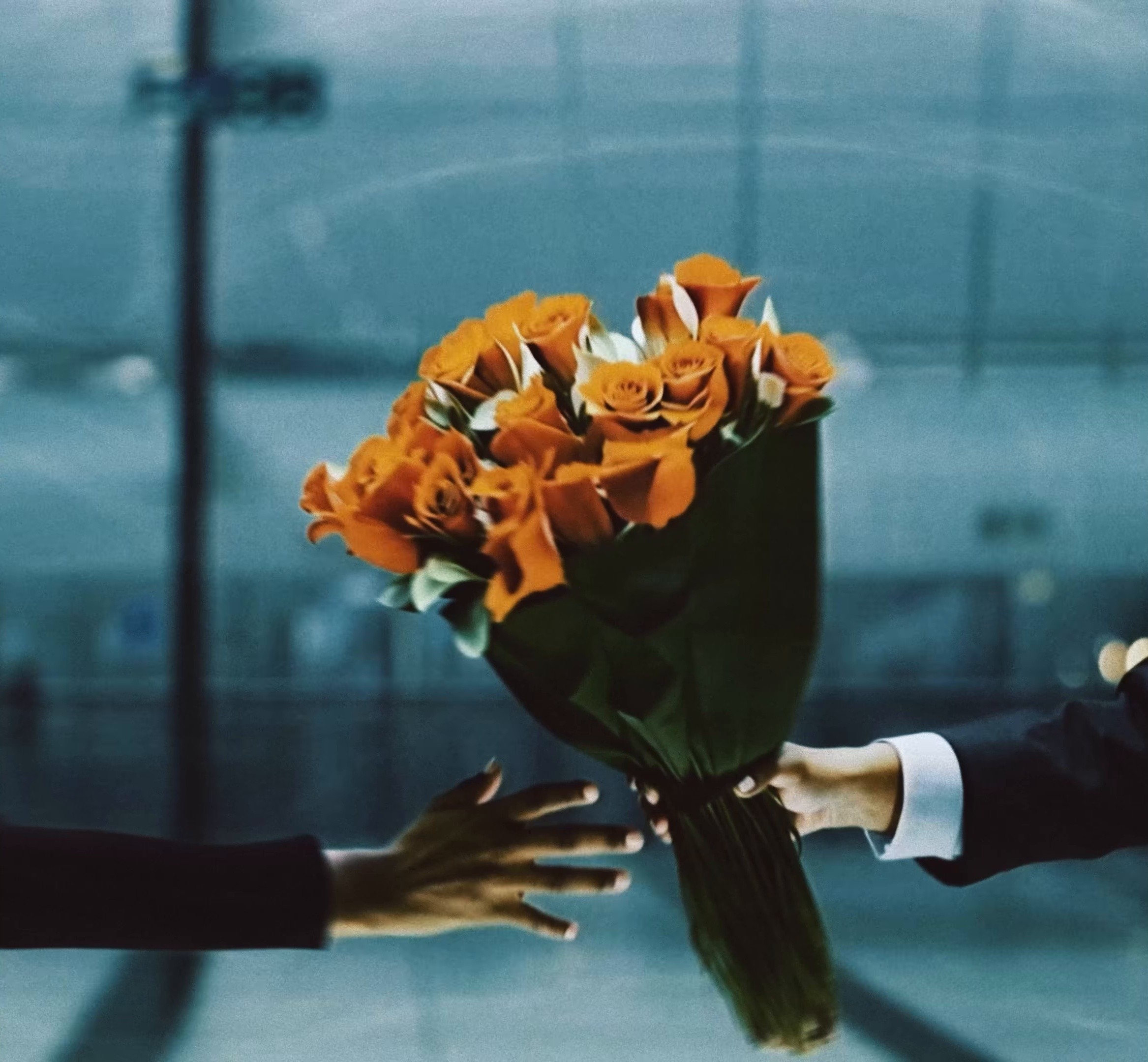 100 FOIS (2025) —  shot,  lighting