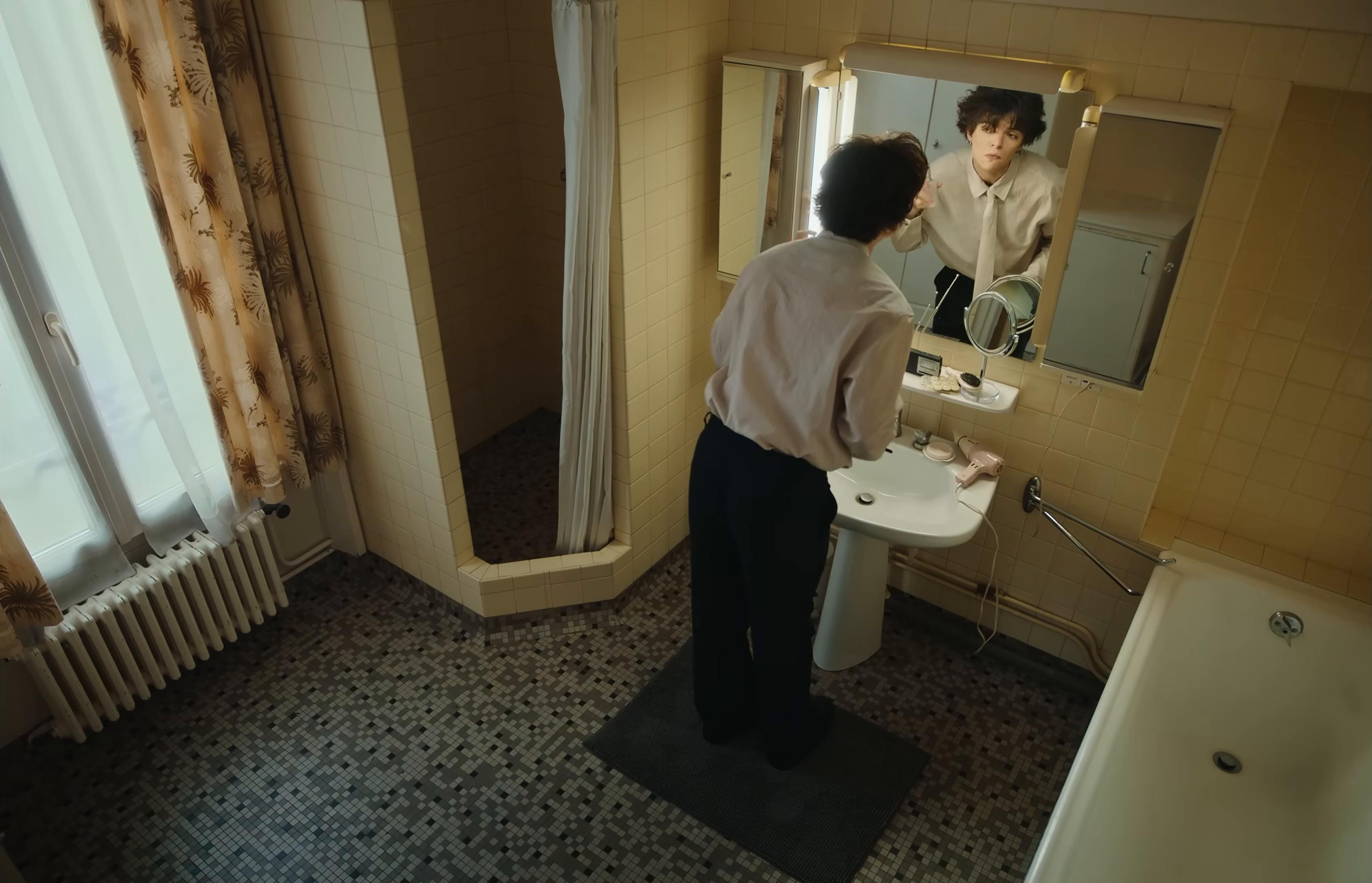 Ne T'en Fais Pas Pour Elle (2025) —  shot,  lighting