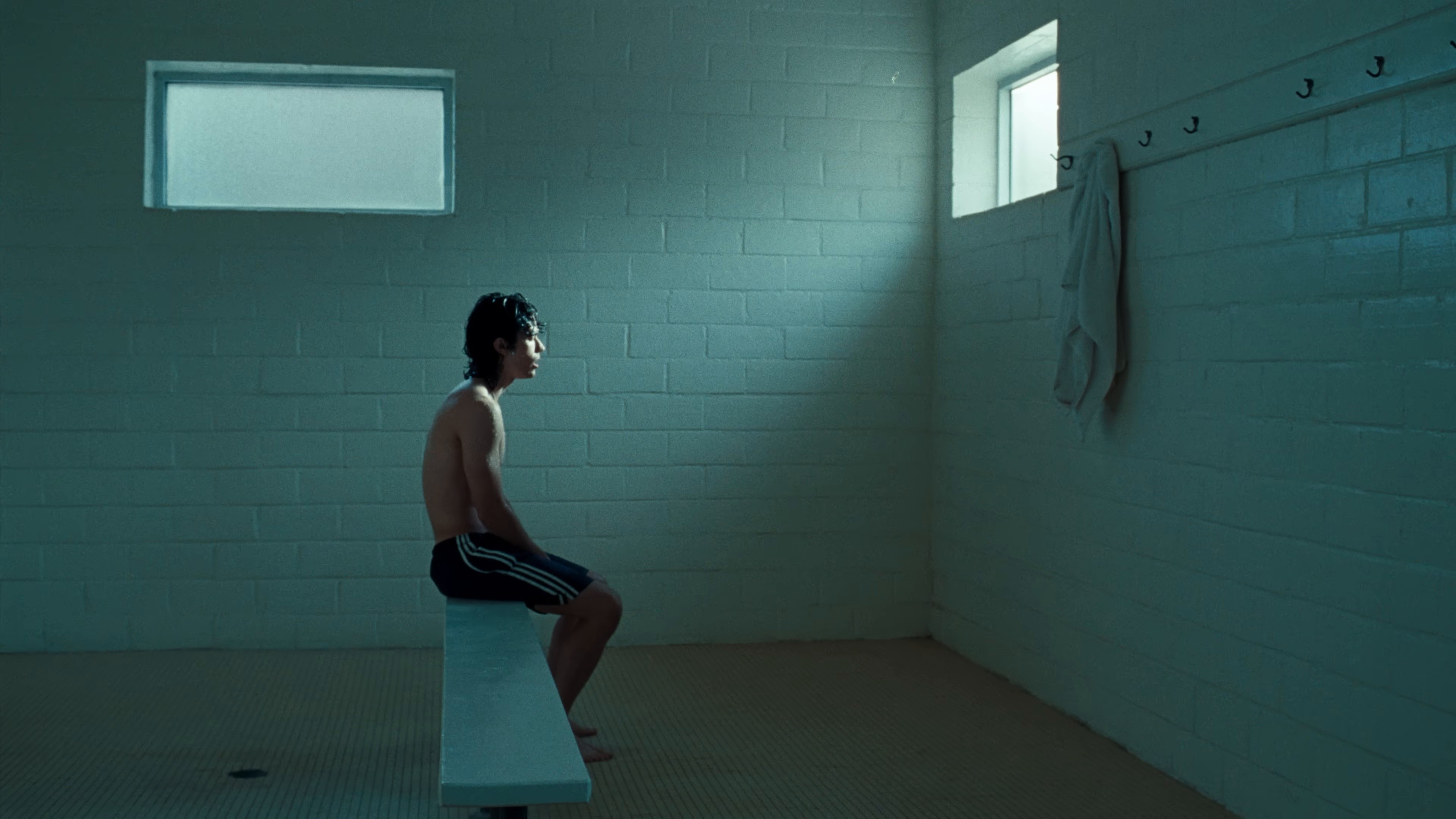 Caramel  (2025) —  shot,  lighting