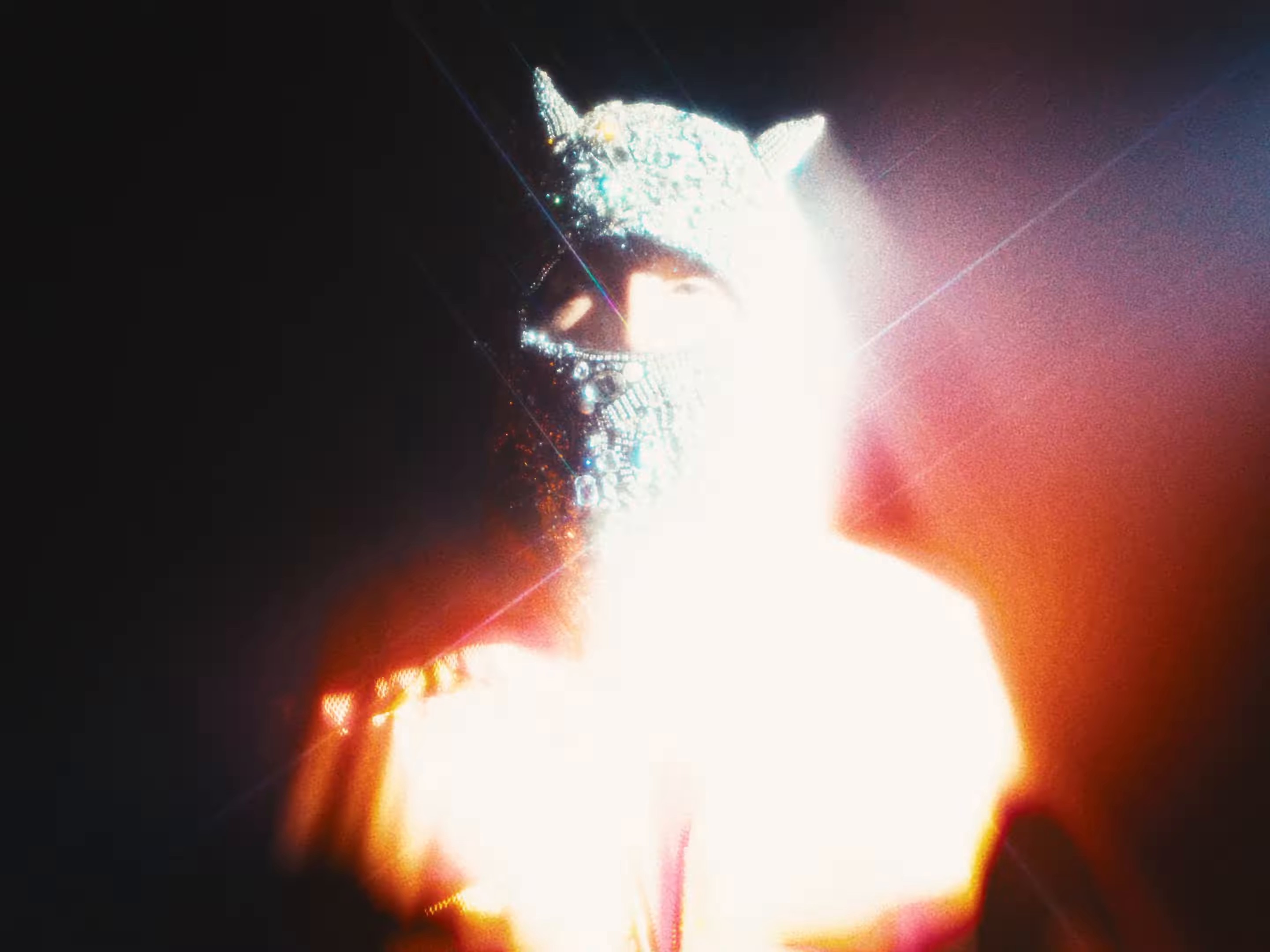 Aoeng Aoey (2024) —  shot,  lighting