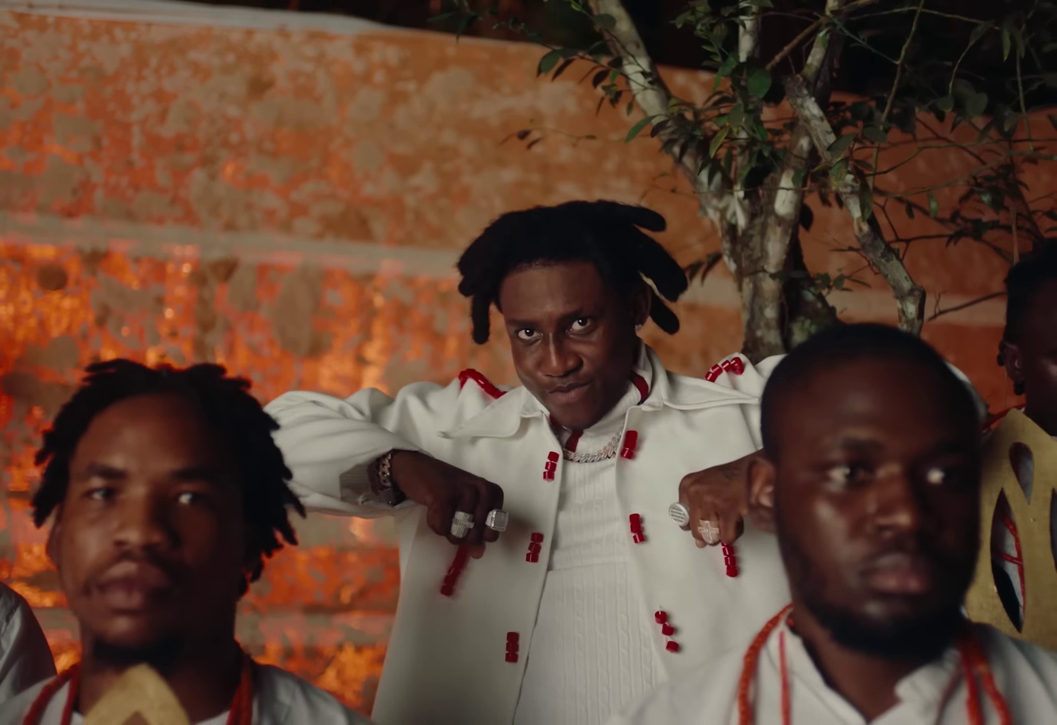 Obapluto (2023) —  shot,  lighting