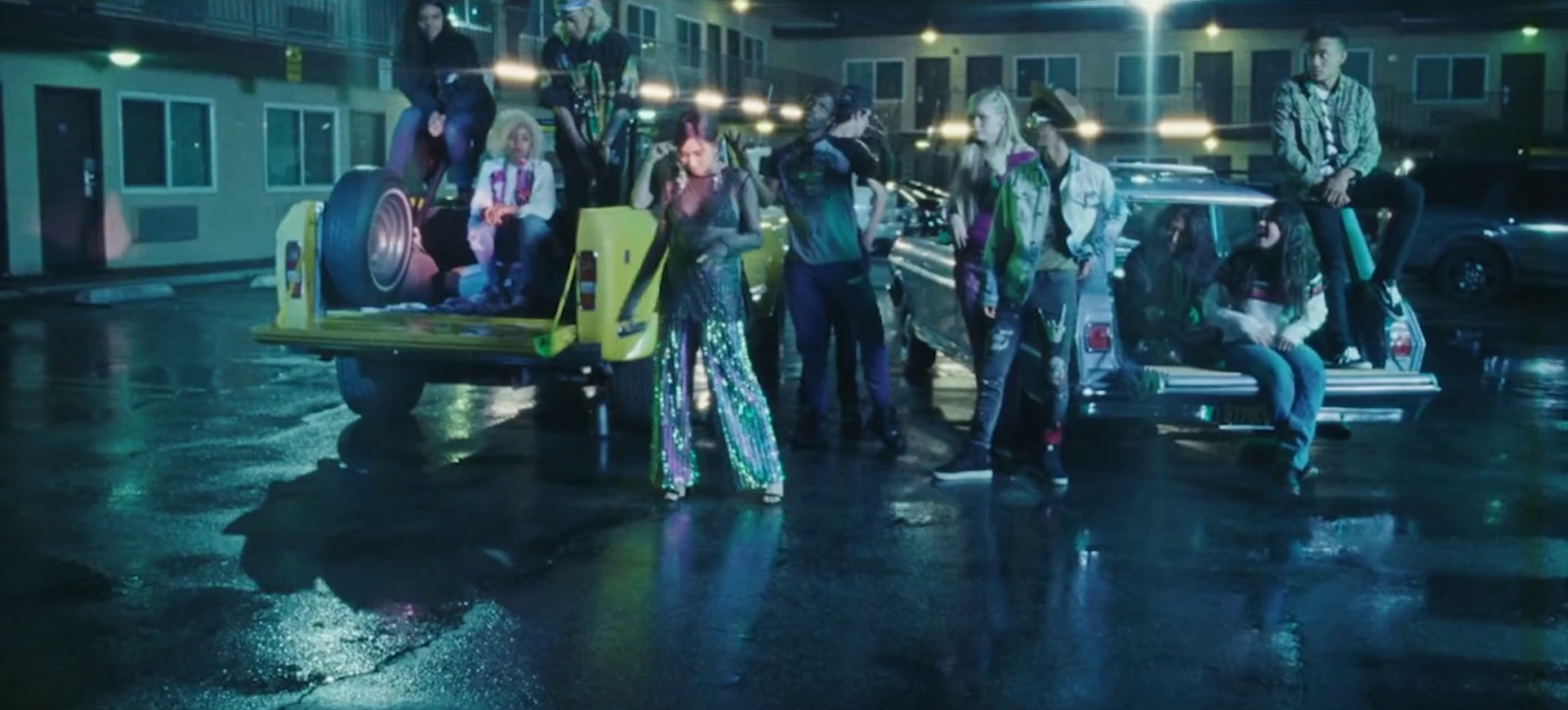 Vintage  (2018) —  shot,  lighting