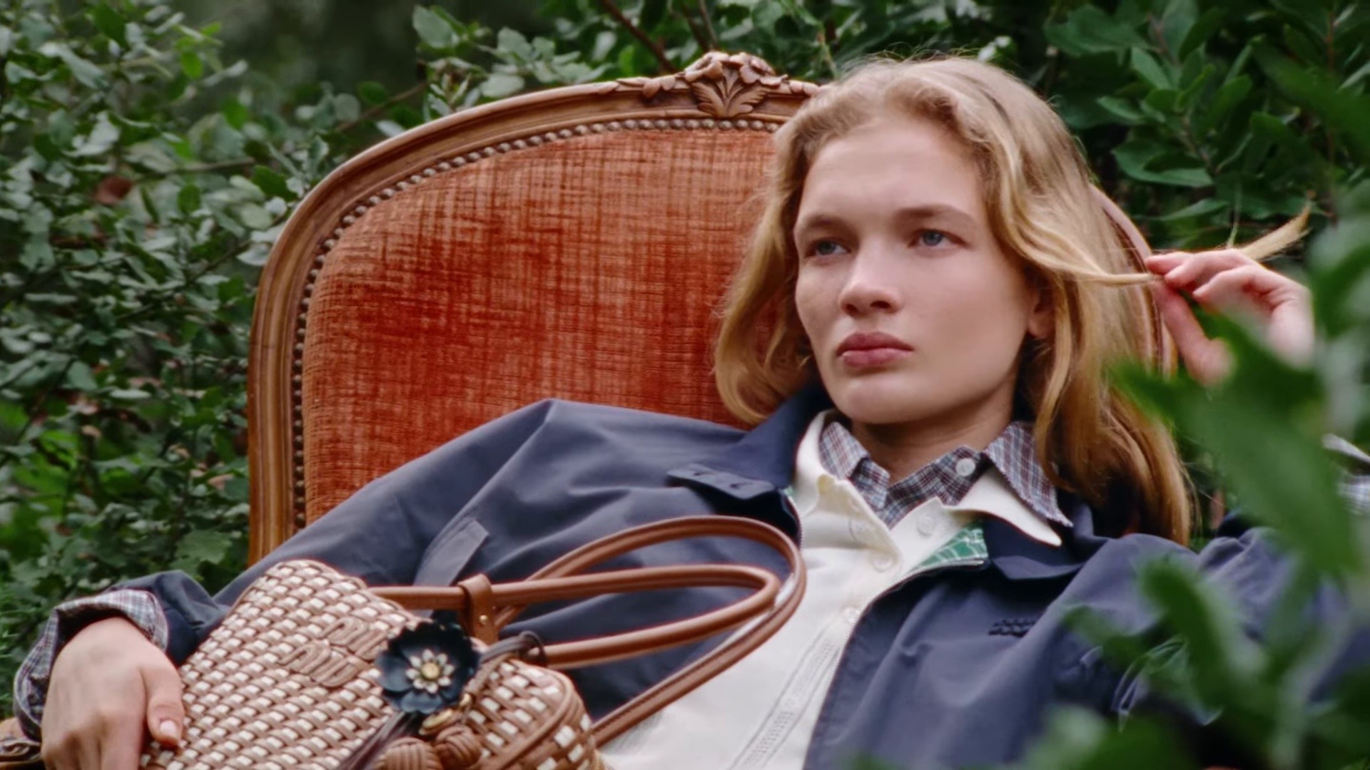 Miu Miu L’Eté 2025 Campaign (2025) —  shot,  lighting