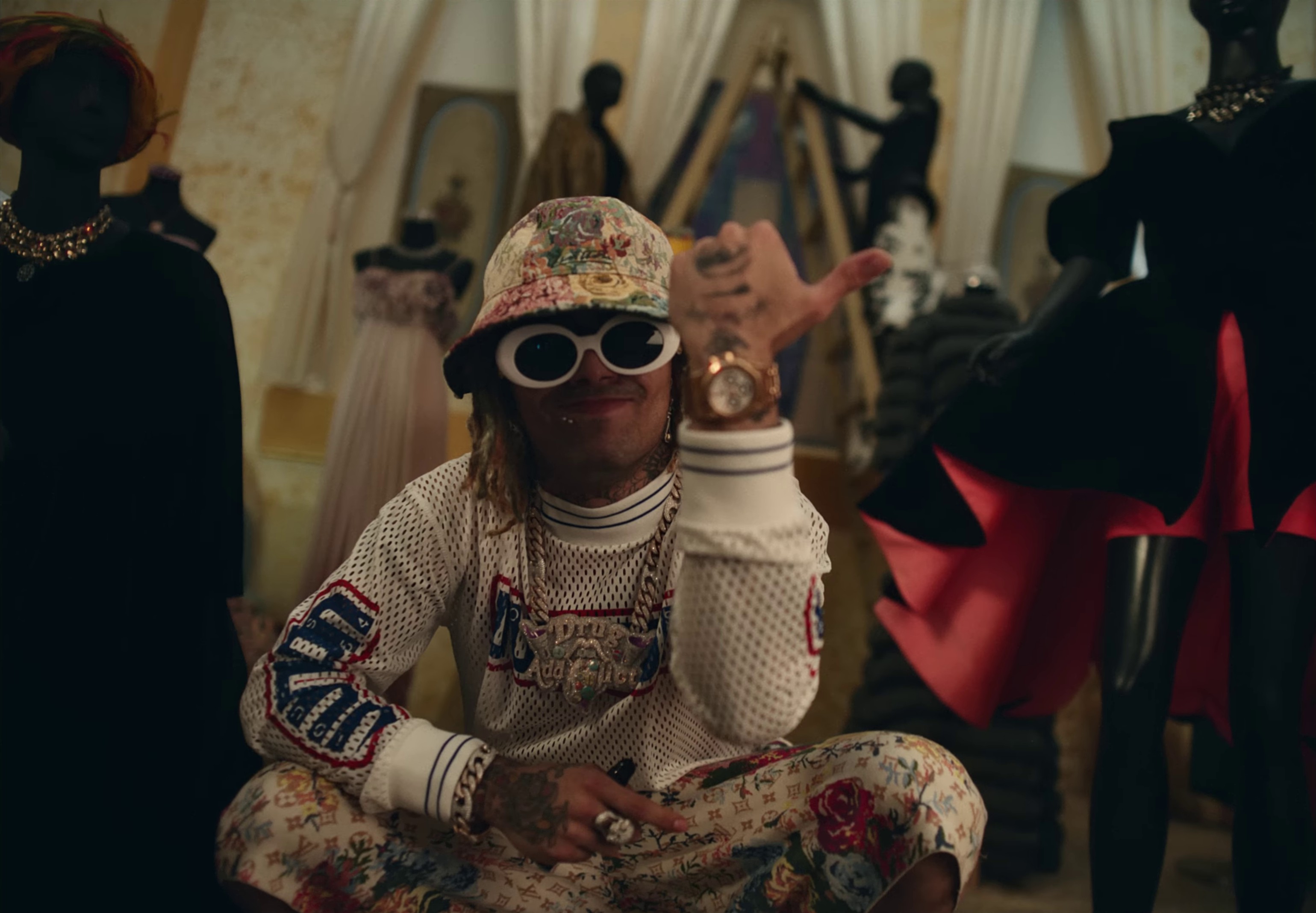 Mosh Pit (2022) —  shot,  lighting