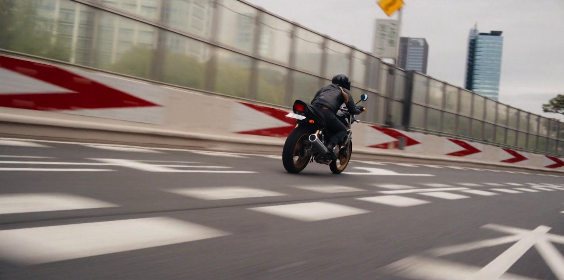 Kishi Kaisei (2022) —  shot,  lighting