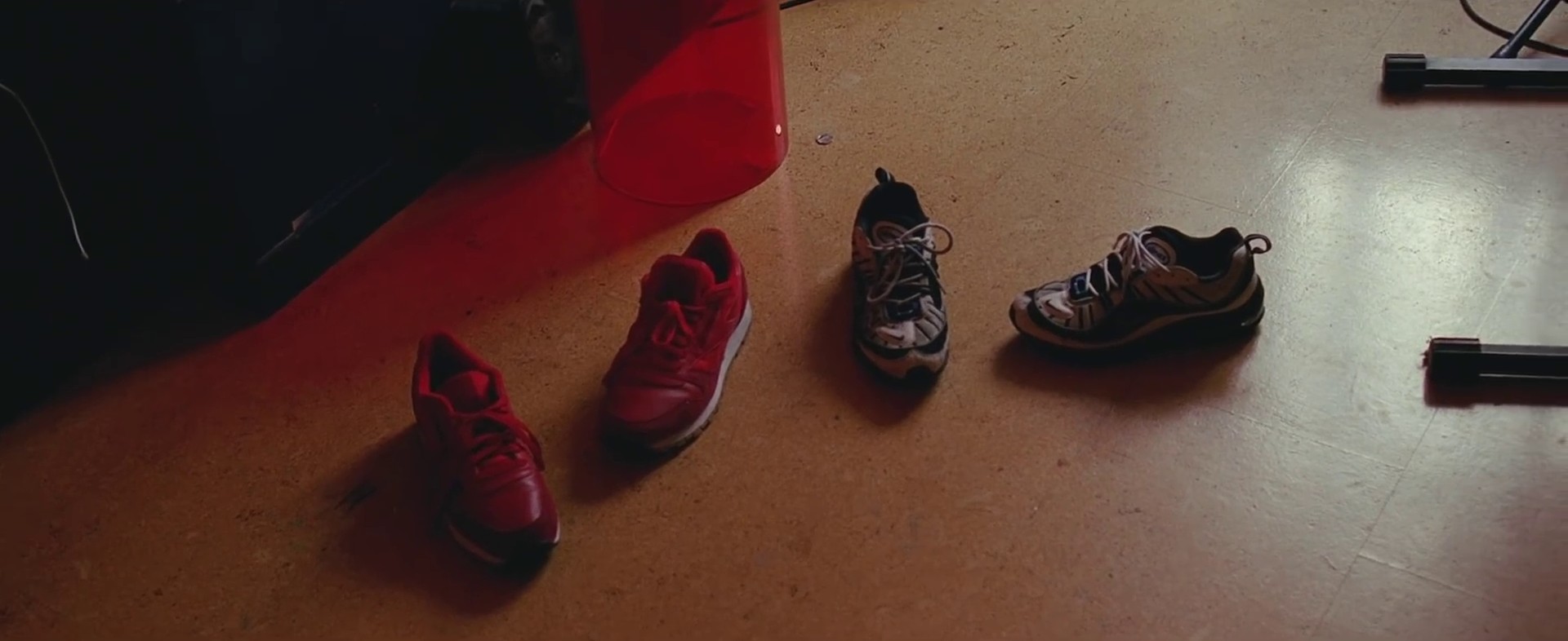 Love$ick  (2016) —  shot,  lighting