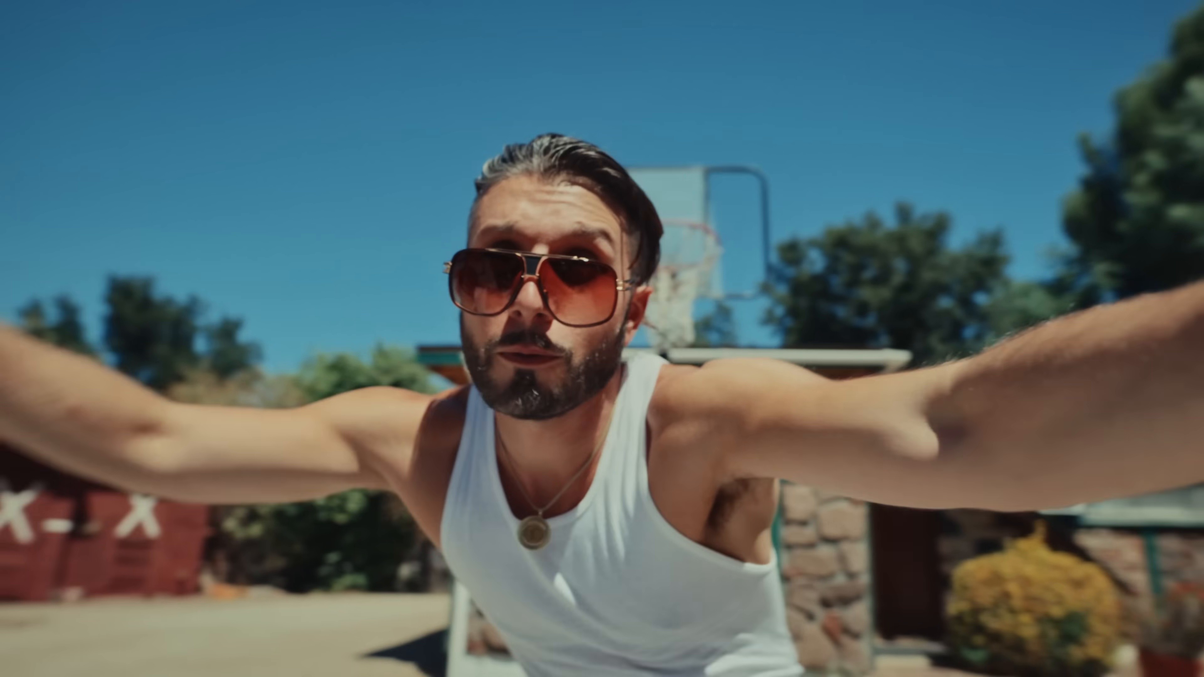 gigolo (2025) —  shot,  lighting