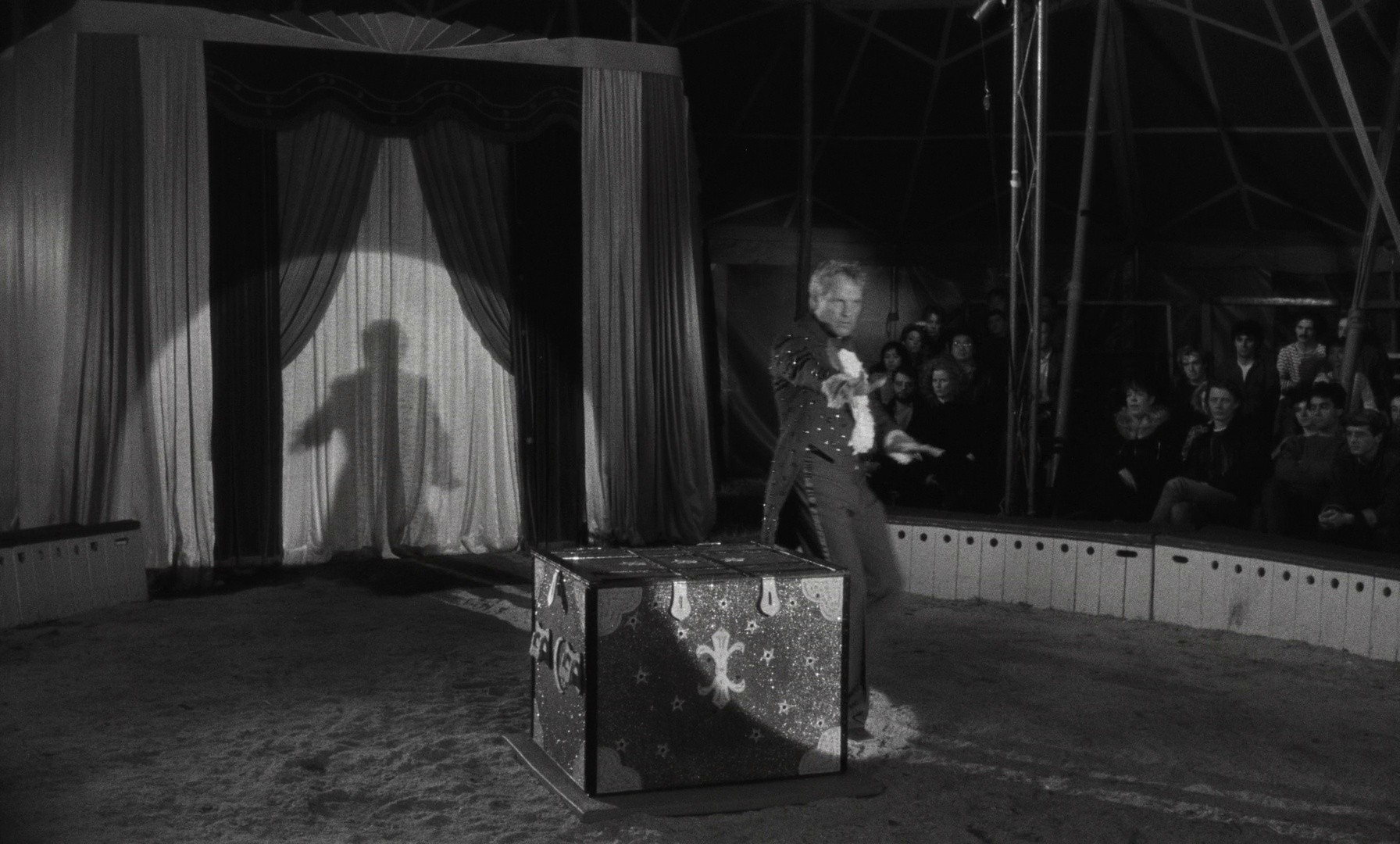 Wings of Desire (1993) —  shot,  lighting