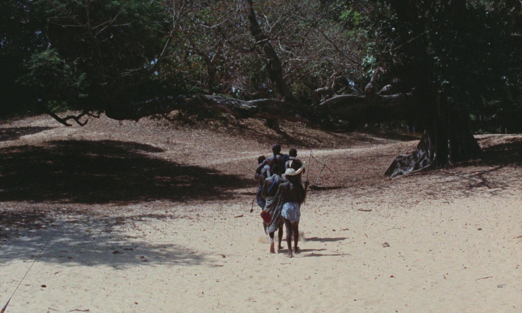 Emitai (1974) —  shot,  lighting