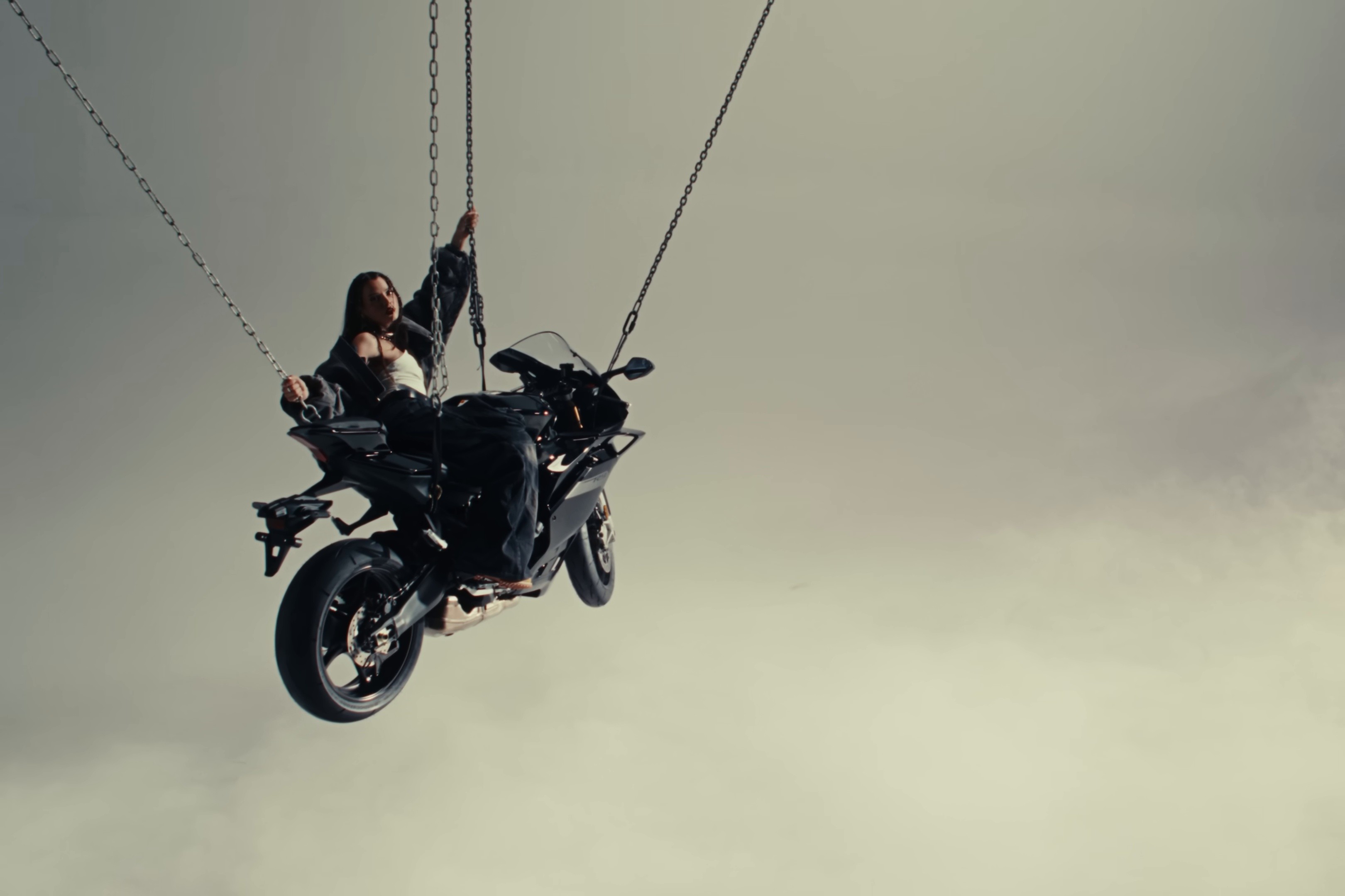 Waldbrand (2024) —  shot,  lighting