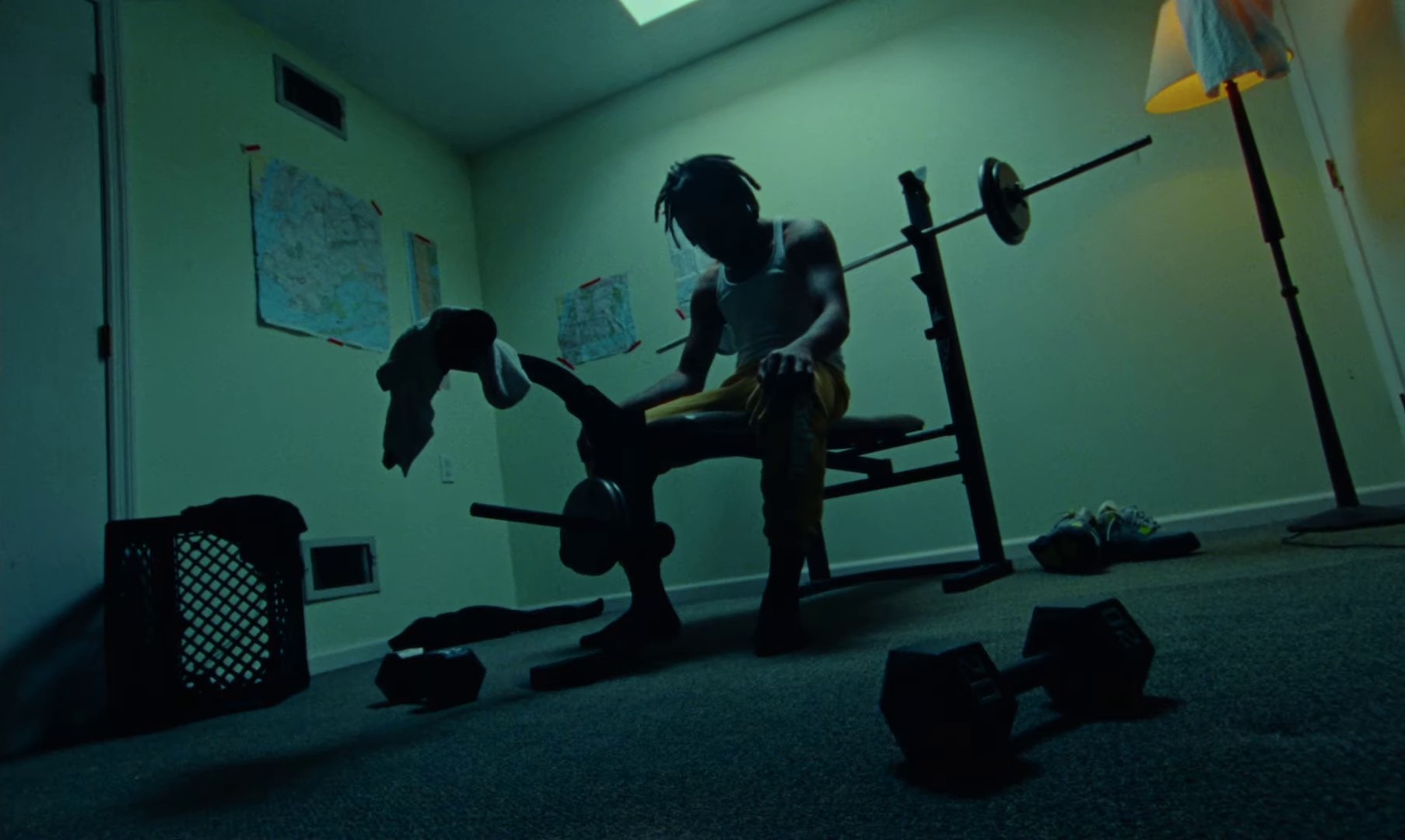 Fonyuns (2022) —  shot,  lighting