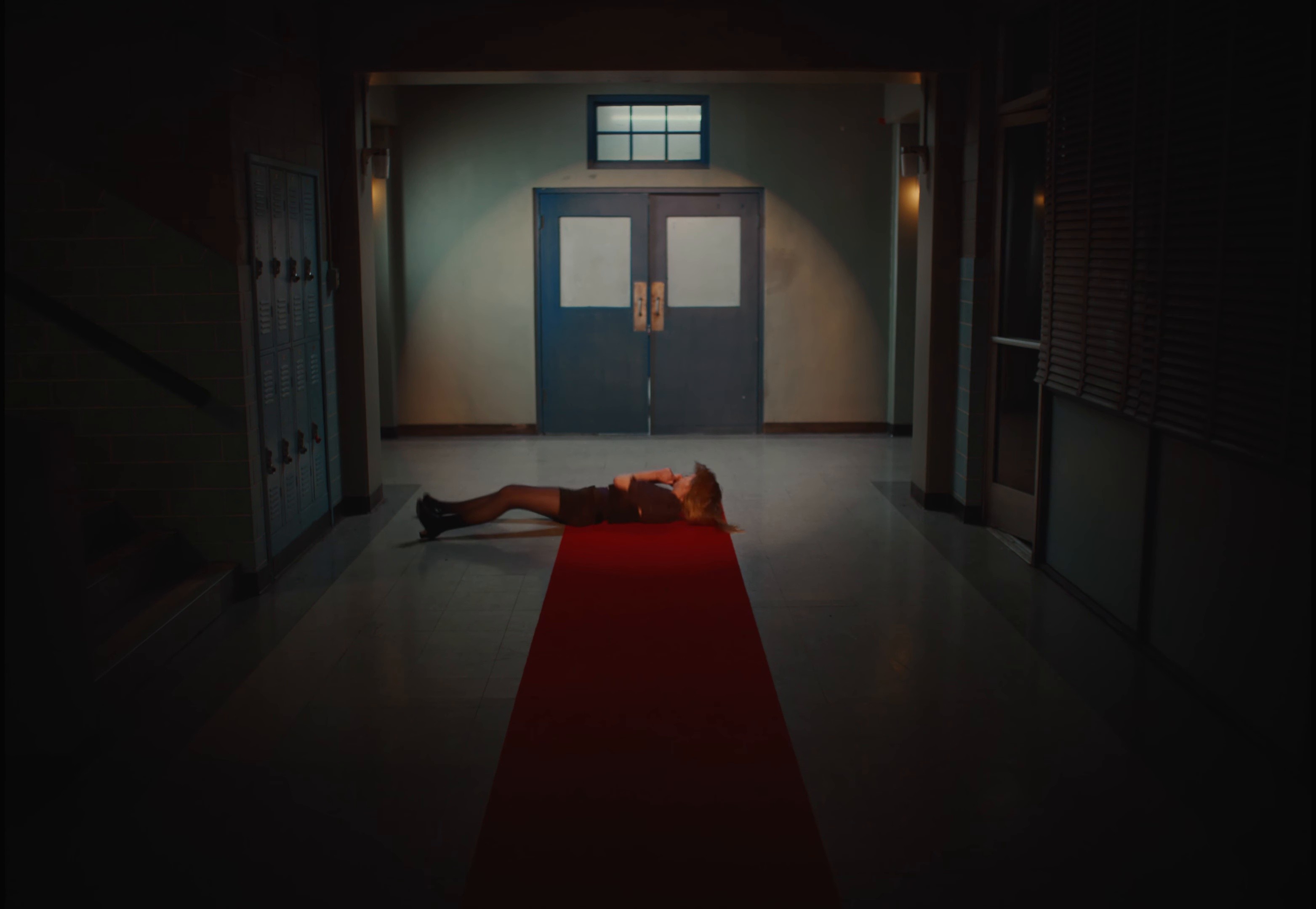 Sue me (2025) —  shot,  lighting