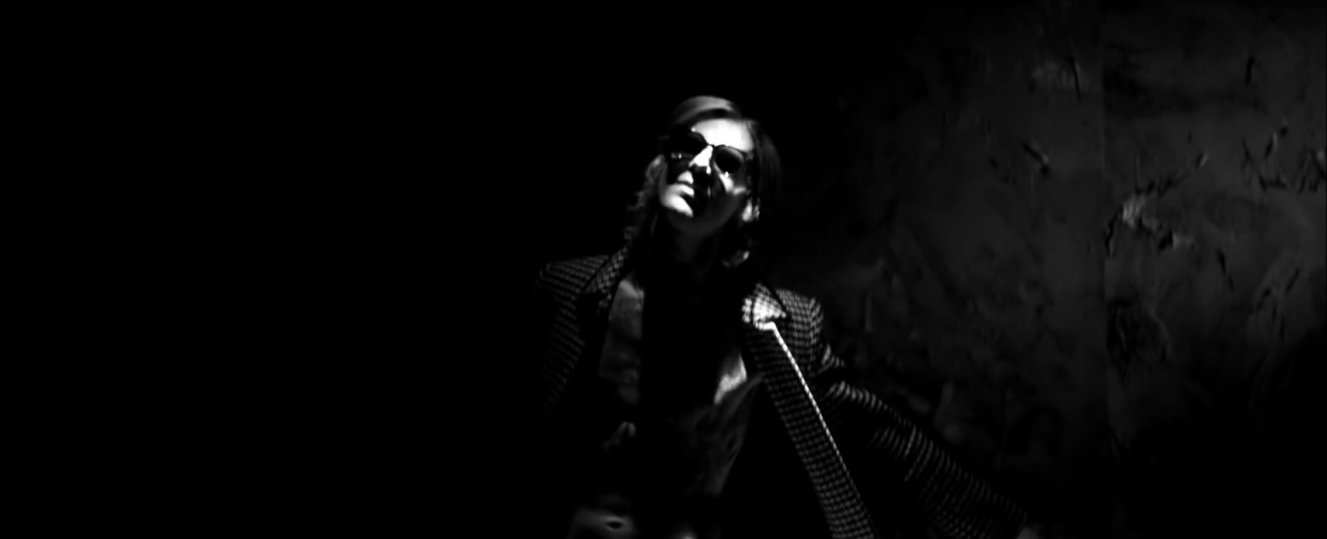 R.I.P. 2 My Youth  (2015) —  shot,  lighting