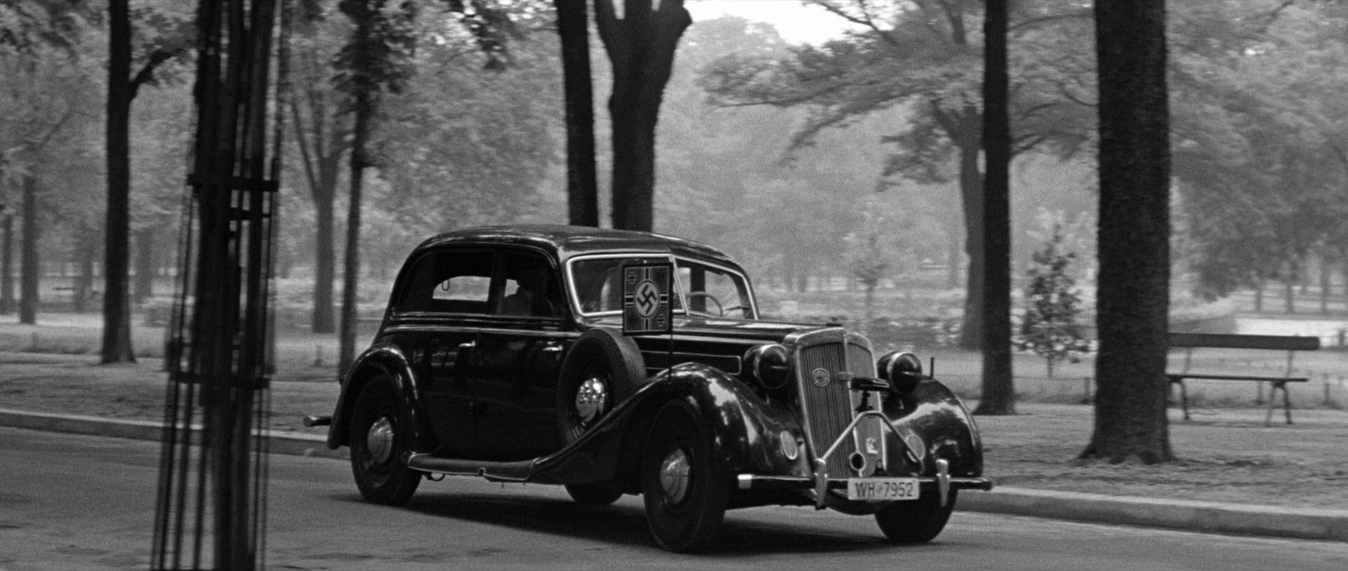 Is Paris Burning? (1966) —  shot,  lighting