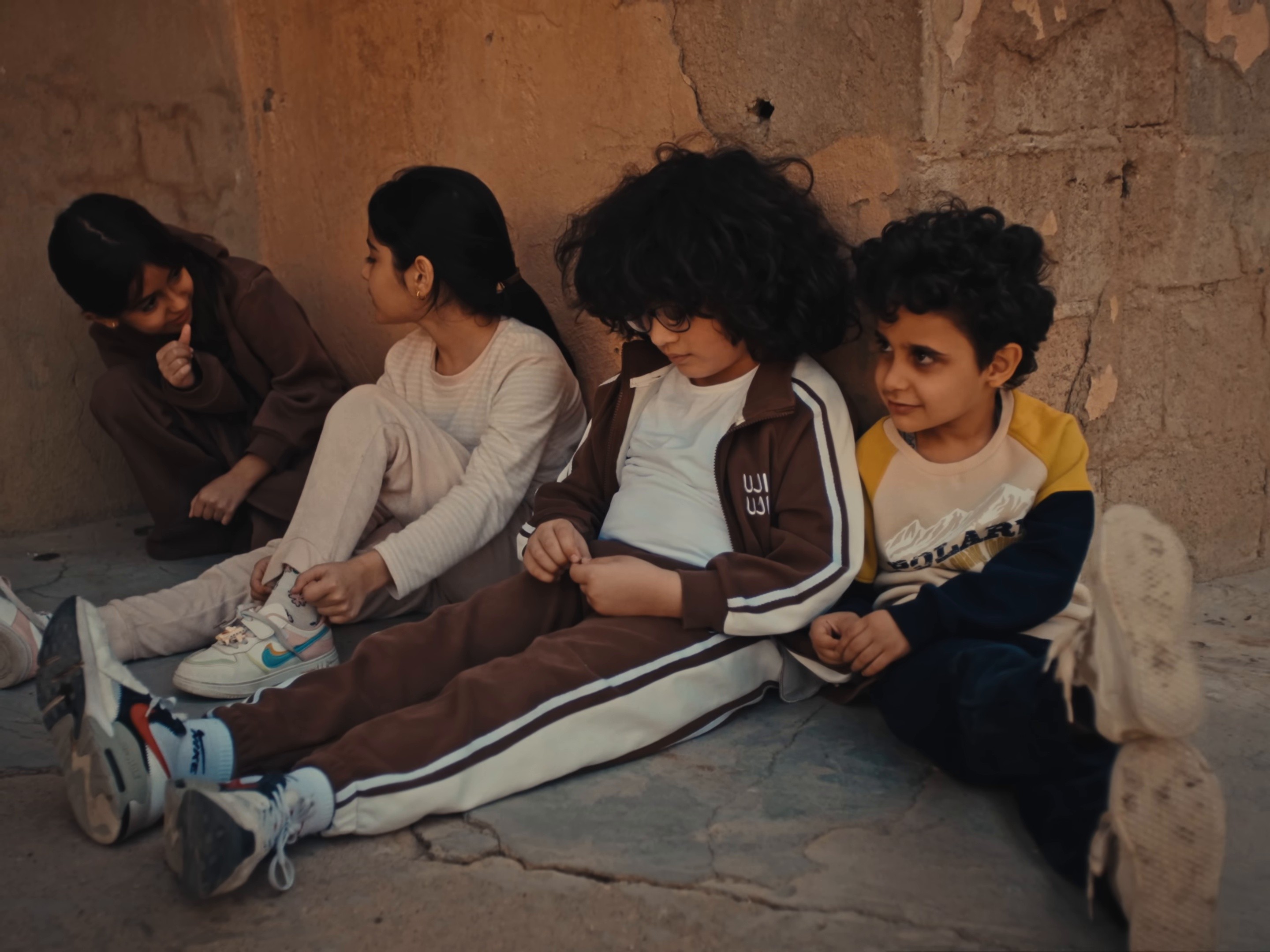 ESMERE (2026) —  shot,  lighting