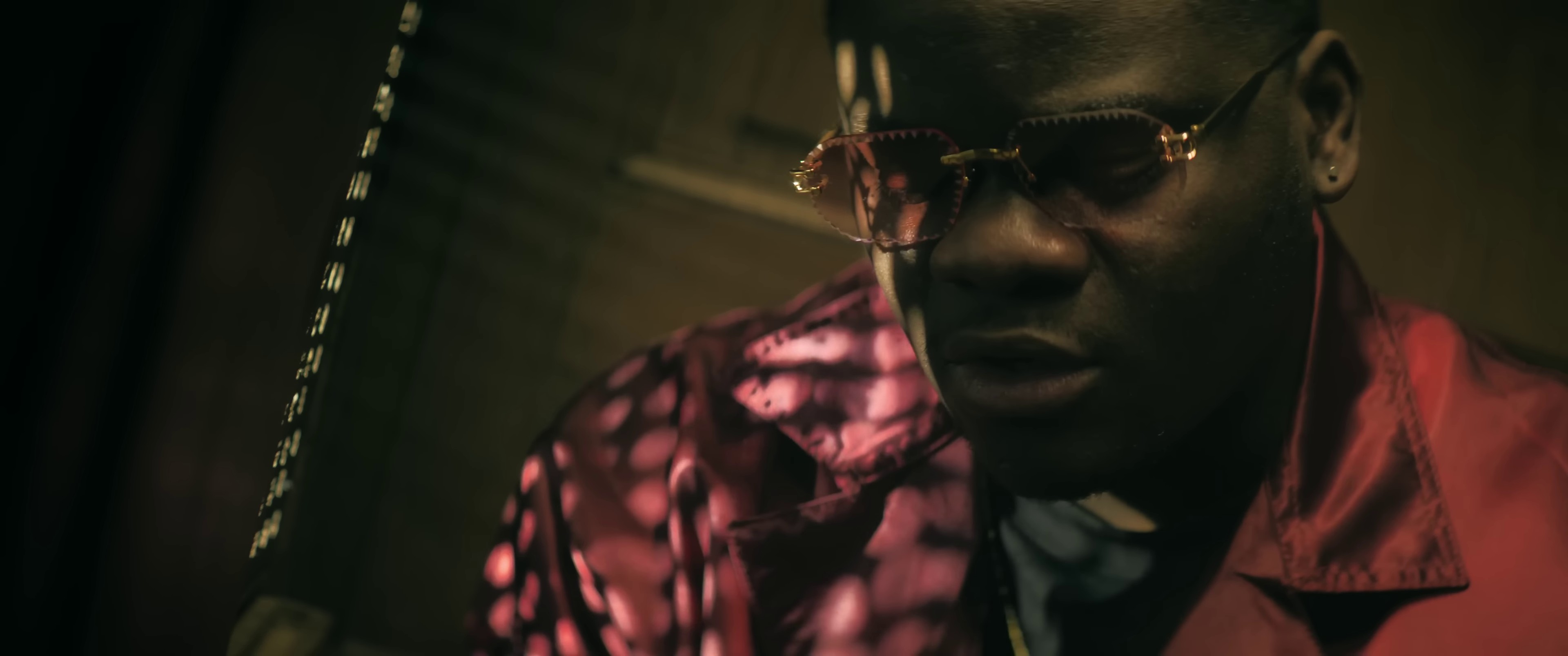 vivre (2023) —  shot,  lighting